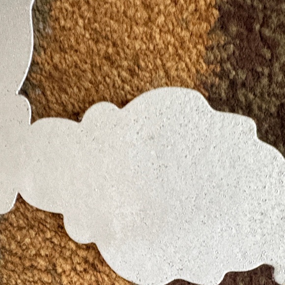 Elegant Silver Glitter Metal Chandelier wall Decor - Picture 3 of 3